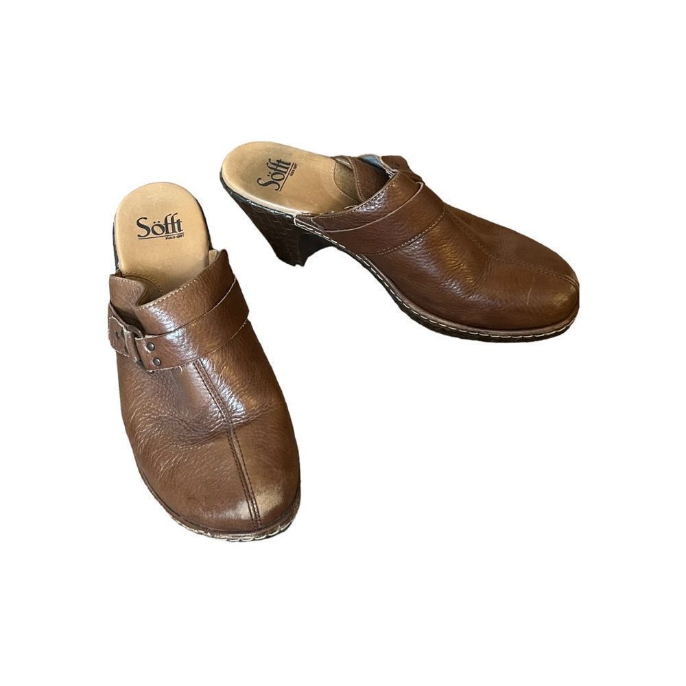 Sofft leather clogs women’s size 7.5